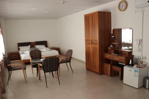 豪华特大床一室房