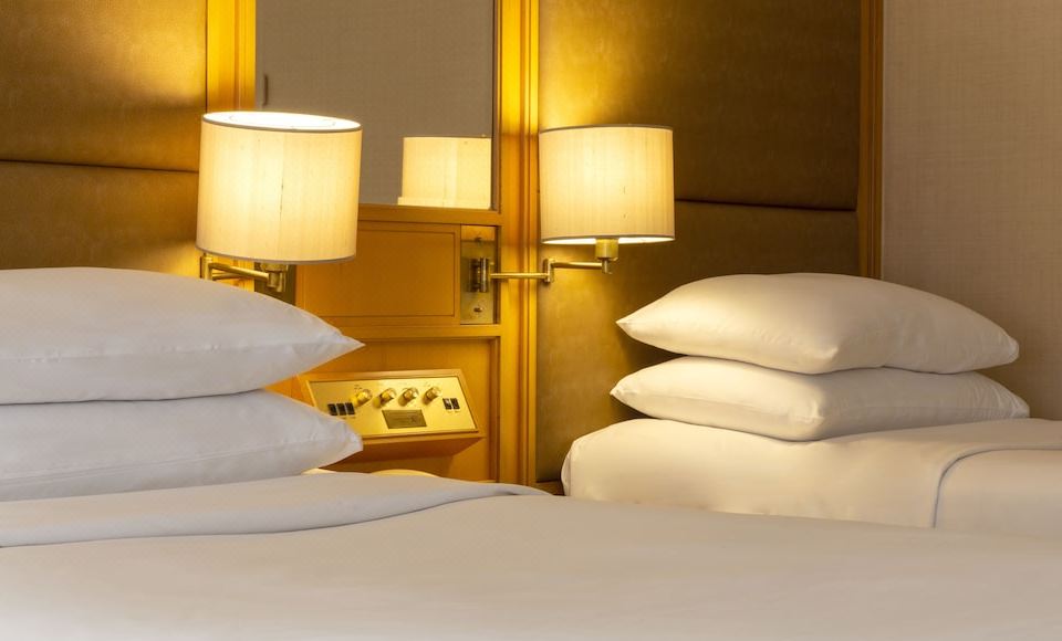 Renaissance Riverside Hotel SaigonDeluxe Twin Room With City View