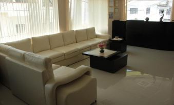 Almudena Apart Hotel - Housity