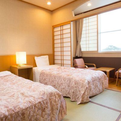 セミ西洋風ツインルーム ホテル　恵風 クーポン