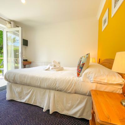 Double Room-Ensuite with Shower-Garden View-Room 14 The Driftwood Spars Promo Code