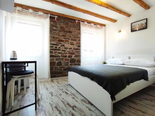 双人房（带独立浴室）