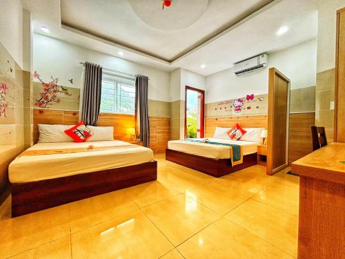 带阳台的四人房