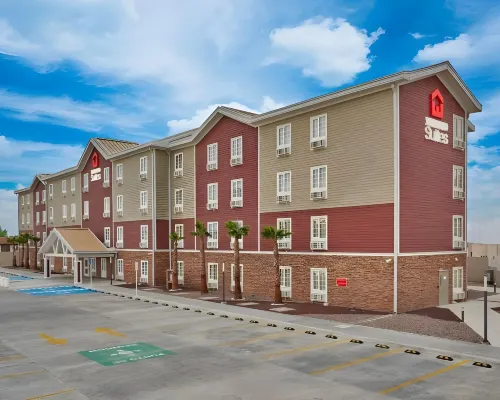 Extended Suites Monterrey Aeropuerto Hotels in Apodaca