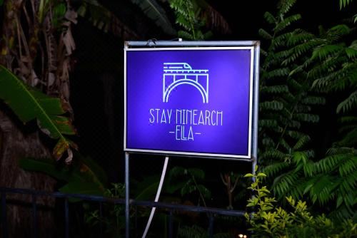 带山景的双人间