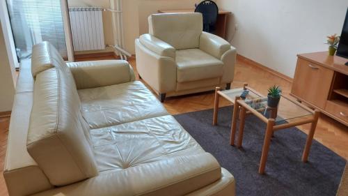 两卧室公寓 - Marks Engels Str.