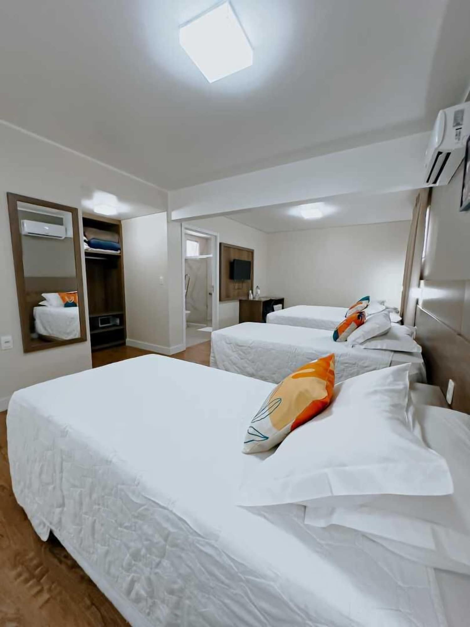 无障碍设施的四人房