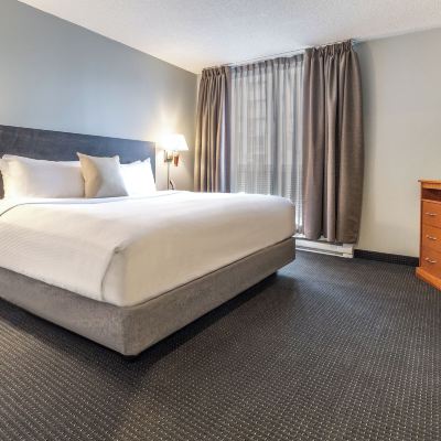 King Suite with Kitchen Hotel Saint-Laurent Montreal Promo Code