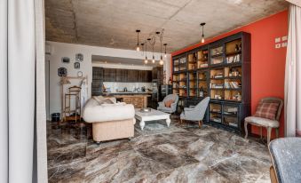 Talbot and Bons Deluxe Studio Flat - Housity