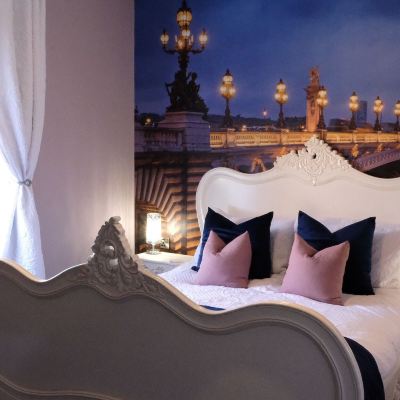 Deluxe Double Room, Ensuite (Paris Suite) St Hildas Boutique Promo Code
