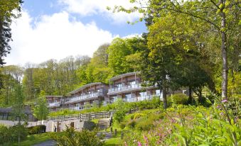 The Cornwall Hotel Spa & Lodges - Housity