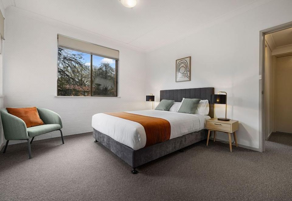 Oxley Court Serviced ApartmentsStandard One-Bedroom Apartment