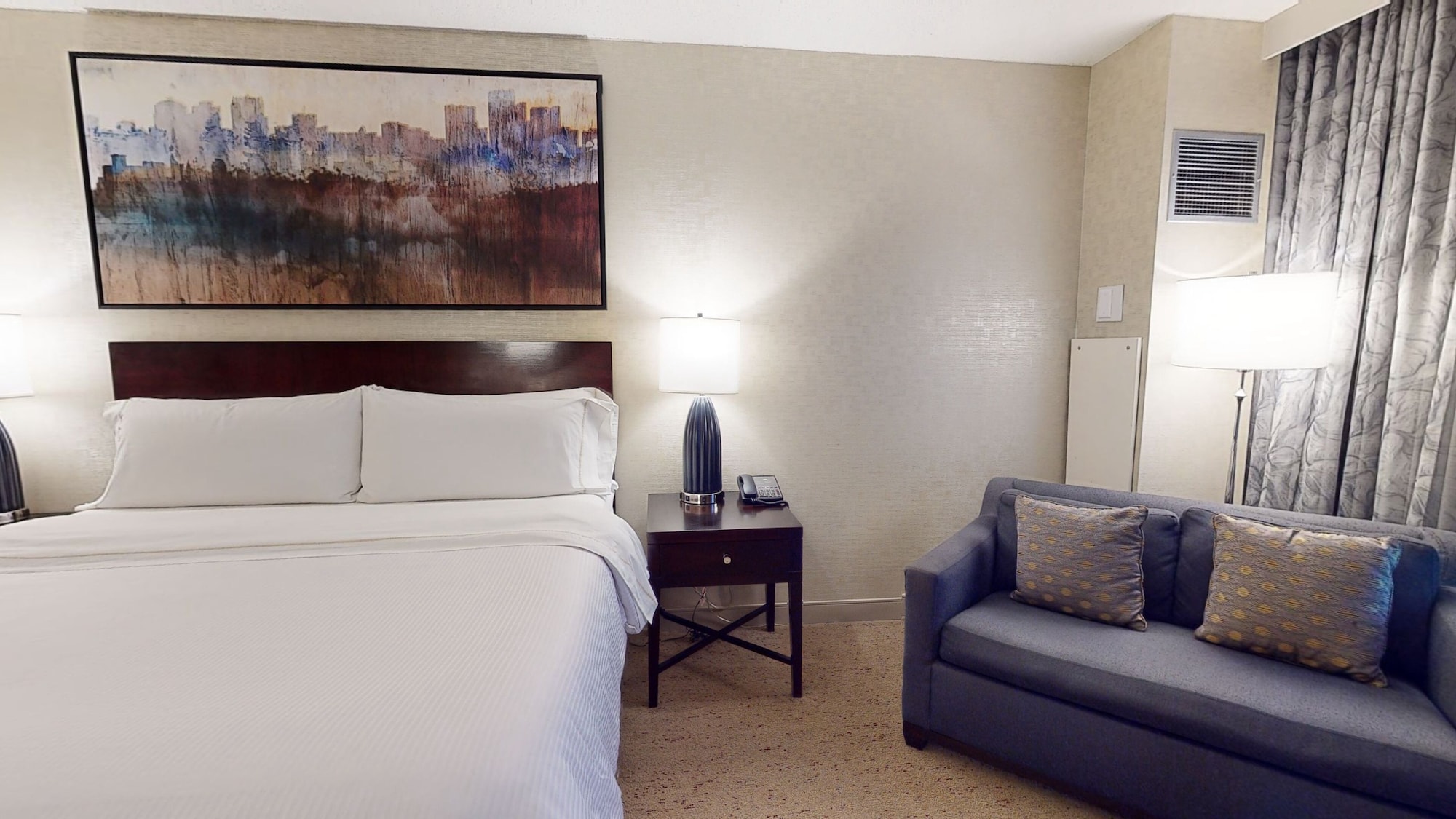 特大床房（带梳化床）