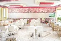 Alexandros Hotel