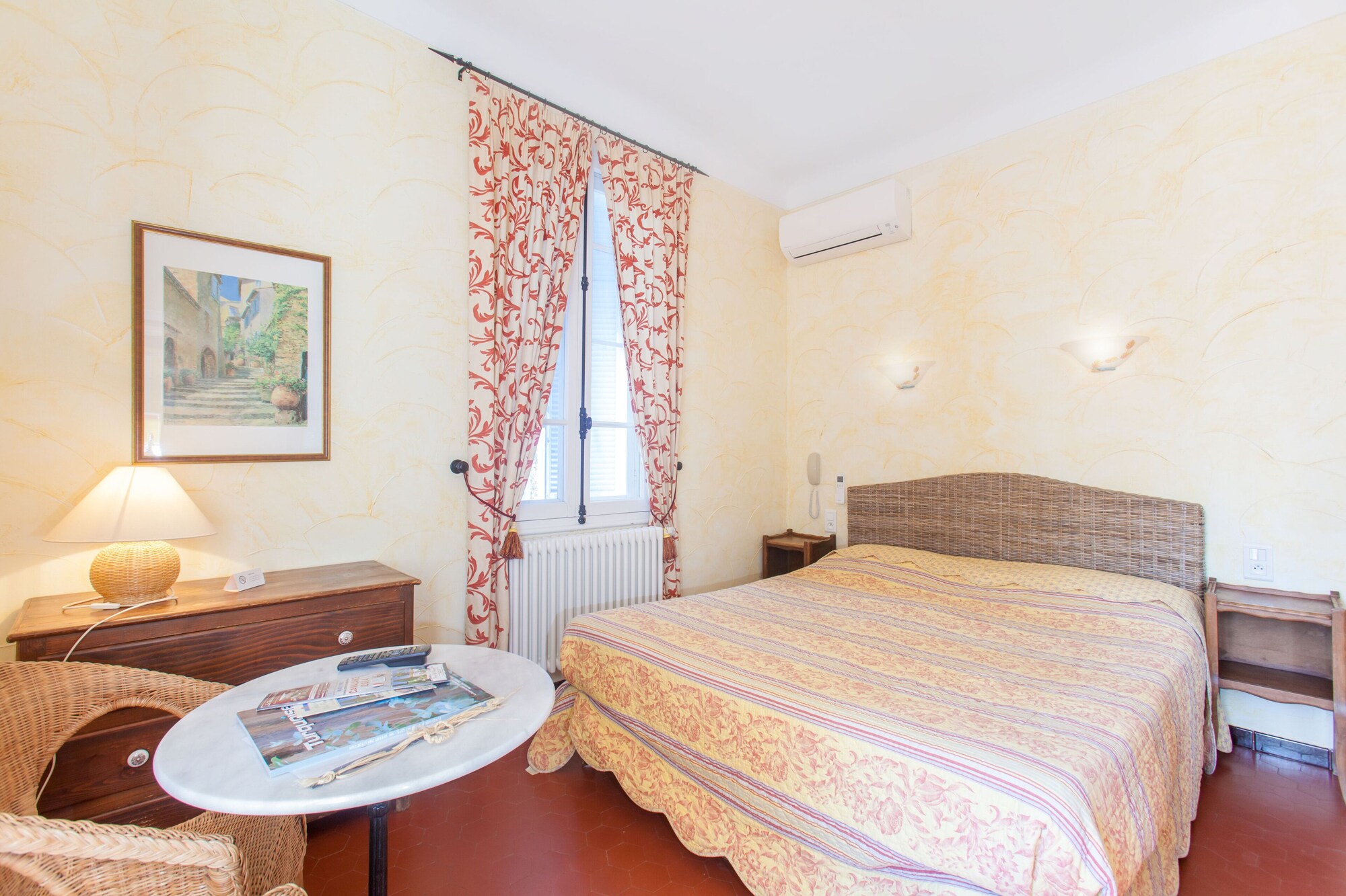 带露台的家庭房