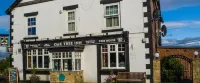 Oak Tree Inn Hotel di 