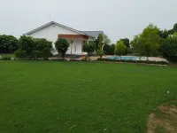 GoBravo 16 3BHK Farm with Pool & Lawn Sec150 Noida