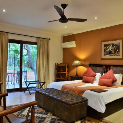 Family Room The Bush House Promo Code