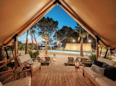 Waterman Beach Village Hotels in 
