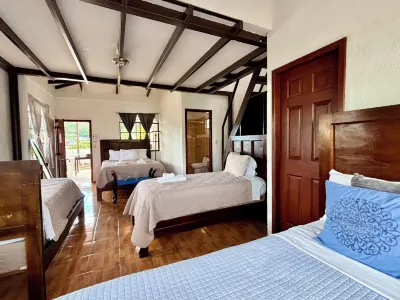 Hotel & Restaurant Fleur de LIS Hotel a 