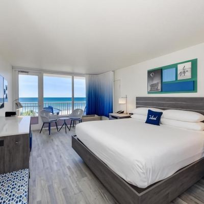 Standard King Bed Room The Island Resort Fort Walton Beach Promo Code