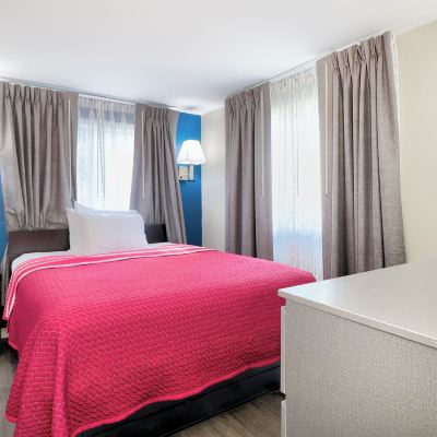 Signature Cabin, 2 Bedrooms, Balcony, River View Ogunquit Tides Resort Promo Code