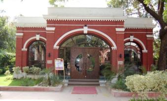 OYO Hotel Allahabad Regency