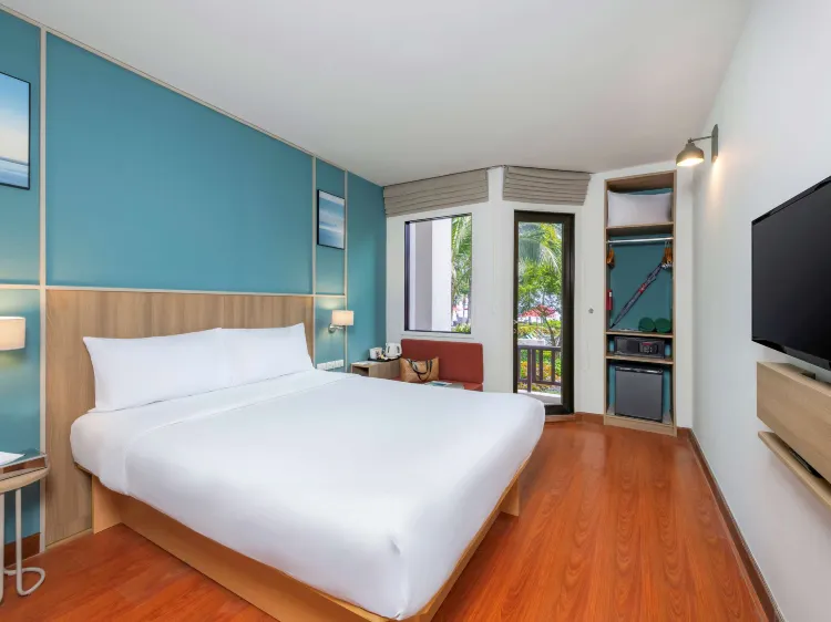 ห้องมาตรฐานเตียงควีนไซส์มีวิวทะเล