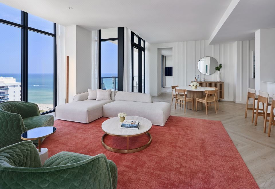 頂層閣樓8，兩臥室雙層套房，海景，陽臺