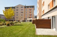 Séjours & Affaires Caen le Clos Beaumois Hotel di 
