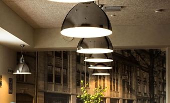 Hotel Traumfabrik - Housity