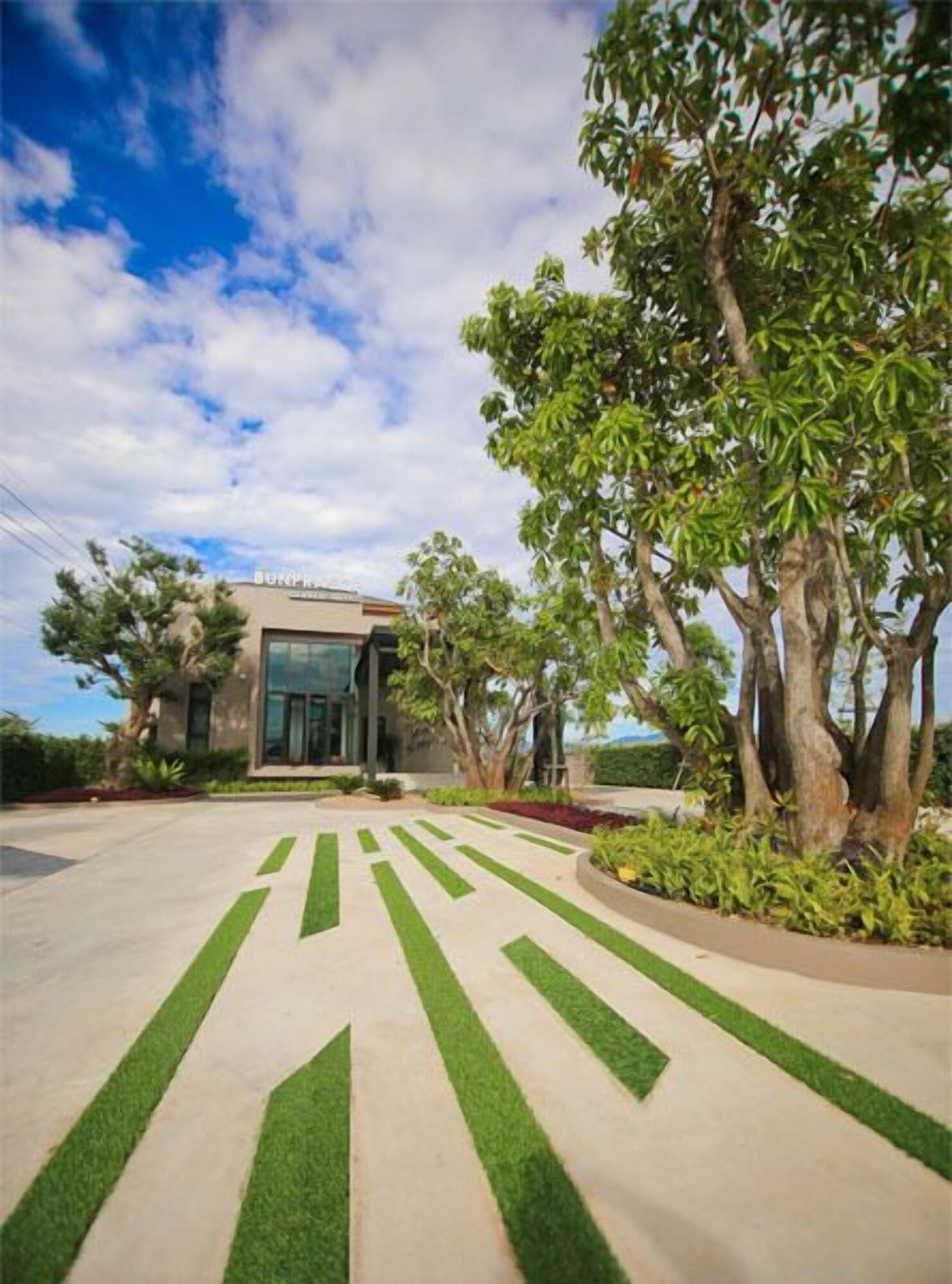 72 รีวิวของบุญประสพ การ์เด้น โฮเทลจากผู้เข้าพักจริง | Trip.com