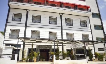 Rohedama Hotel