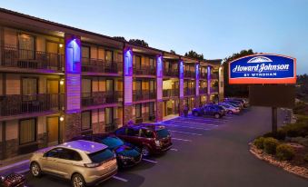 Howard Johnson by Wyndham Pigeon Forge