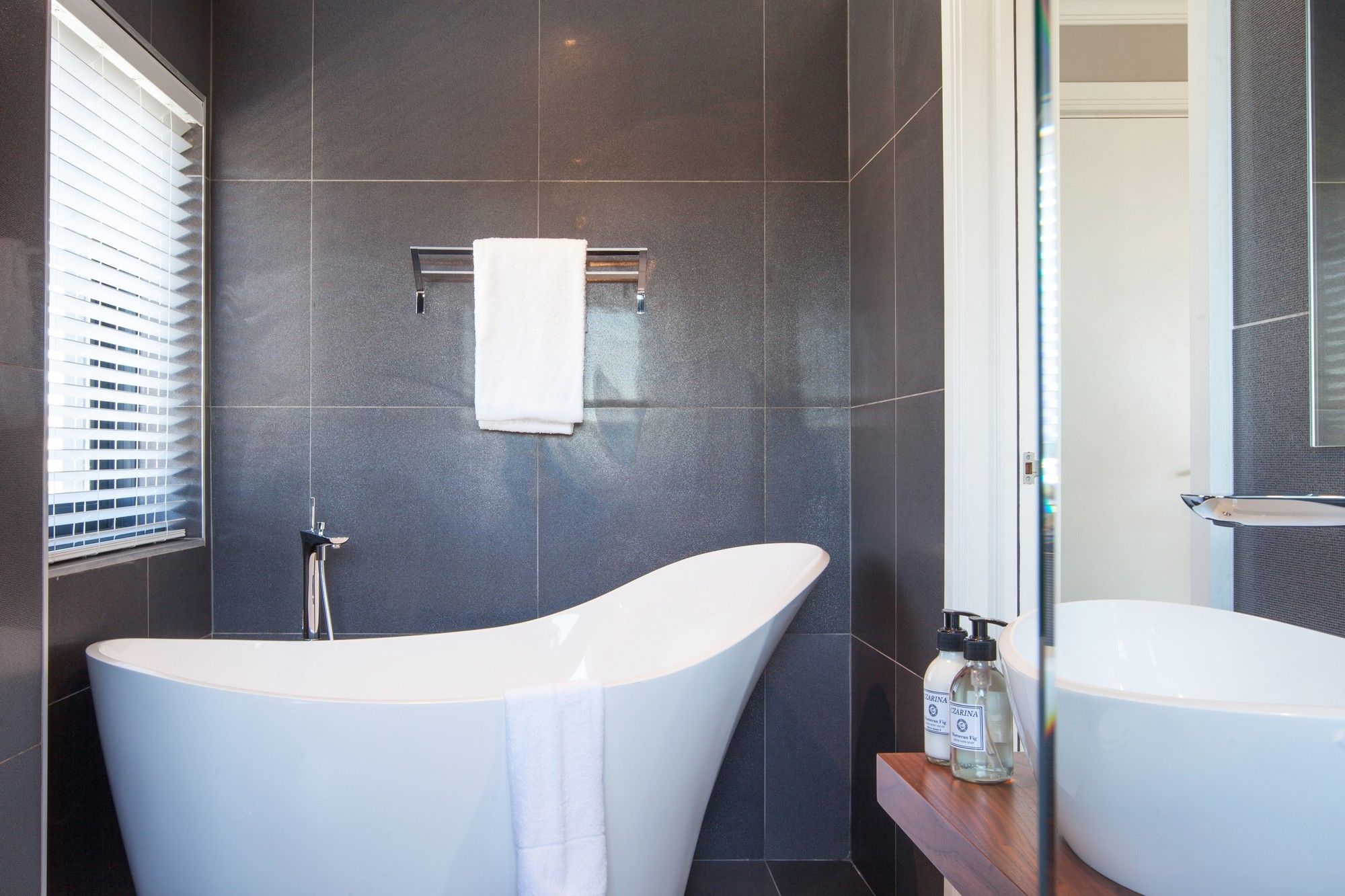 高级特大床套房