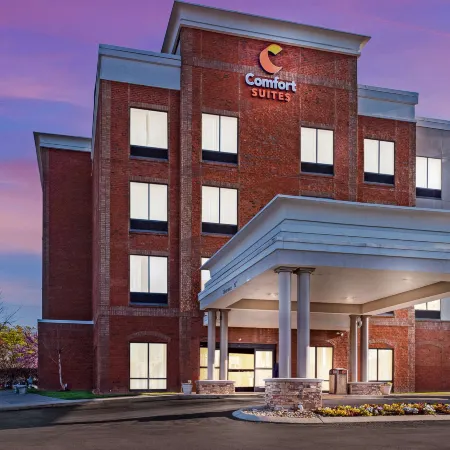 Comfort Suites