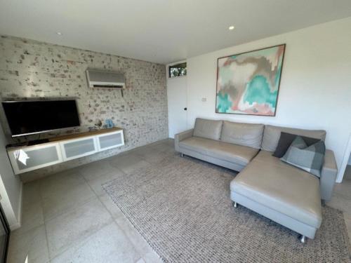 两卧室联排别墅