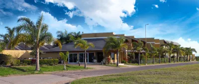 Brisas del Lago Apart y Hotel โรงแรมใน