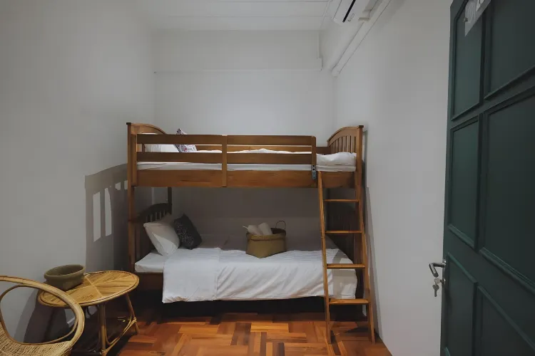 Bunk Bed Room* No Bath or Toilet in Room