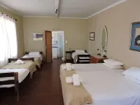 Savanna Guest Farm Hotel di 