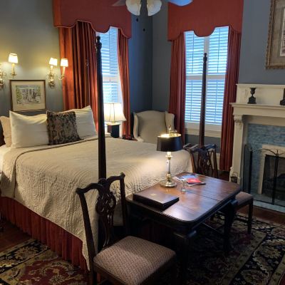 John Gresham Room 1842 Inn Promo Code