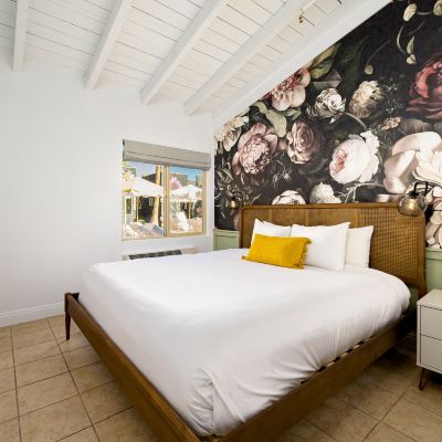 Signature King Suite Fleur Noire Hotel Promo Code