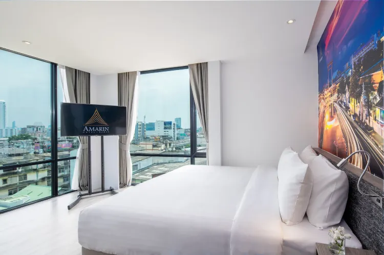 ห้องดีลักซ์หัวมุม(เตียงคิงไซส์)