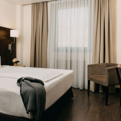 Cozy Room With Forest View Hotel Forsthaus Nürnberg Fürth Promo Code