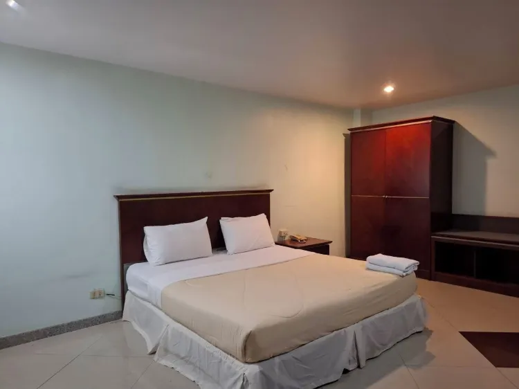 Standard Double Room, 1 Queen Bed, Non Smoking, Air Conditioning