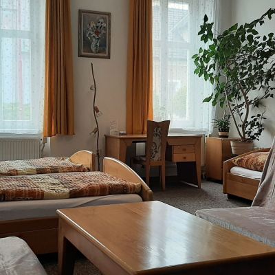 Suite (Aneta) Fontana Promo Code