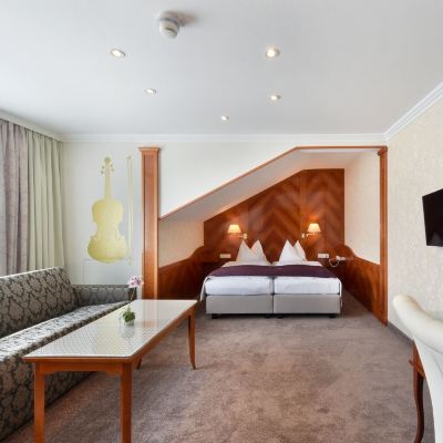 Junior Studio Hotel am Schubertring Promo Code