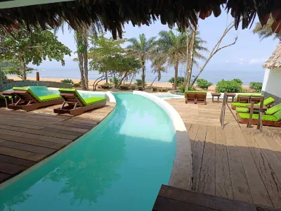 Warkolor Jungle Lodge & Reserve Hôtels à : 