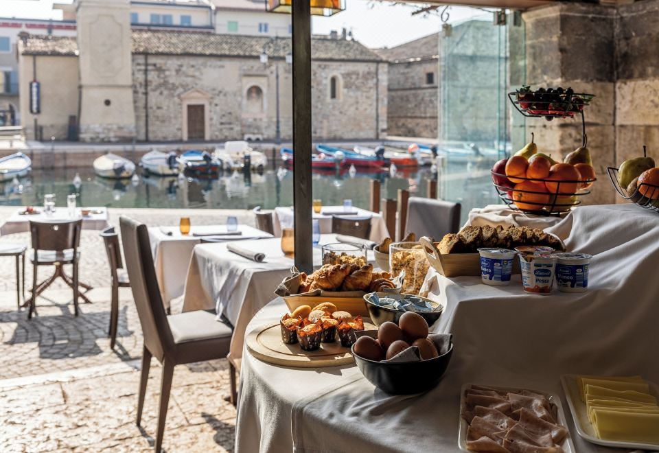 Hotel Alla Grotta, Dining, Restaurant