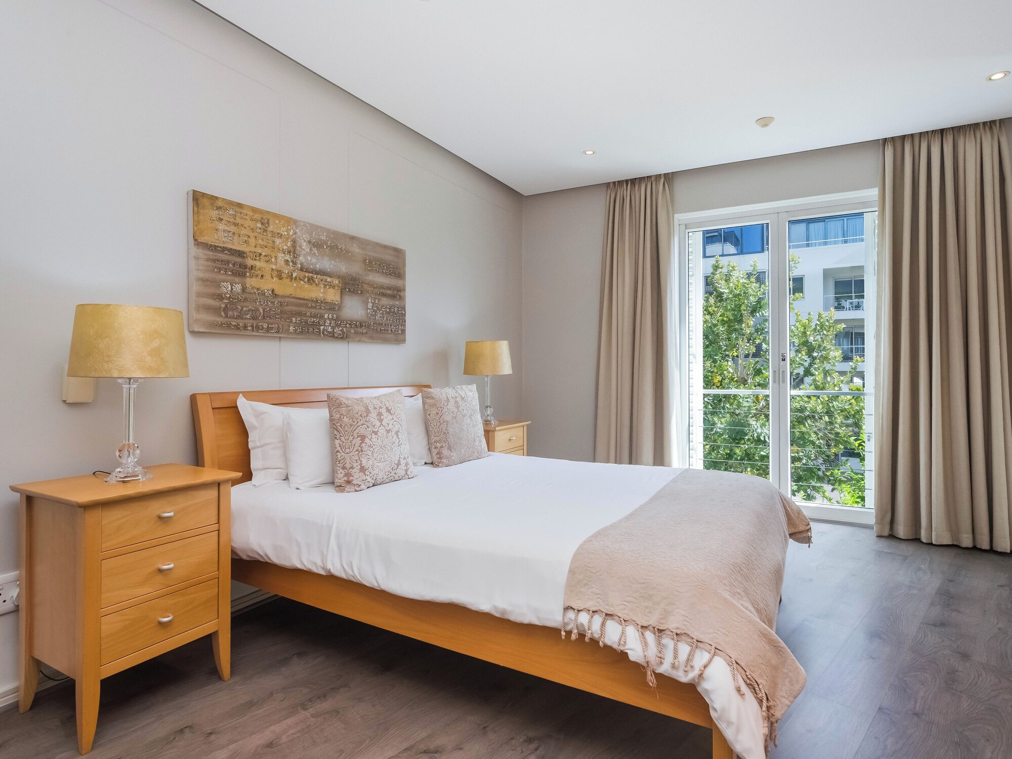 Mountain Marina Luxury Apartments两卧室高级3